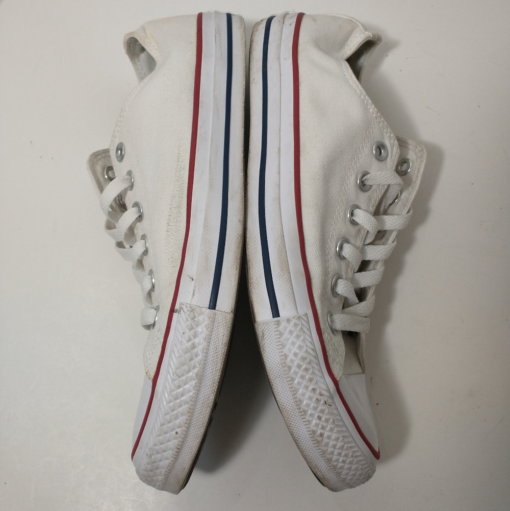 Converse All Stars White and Red Low-Top Sneakers, Euro Size 39.5, US Size 8.5 - Picture 5 of 8